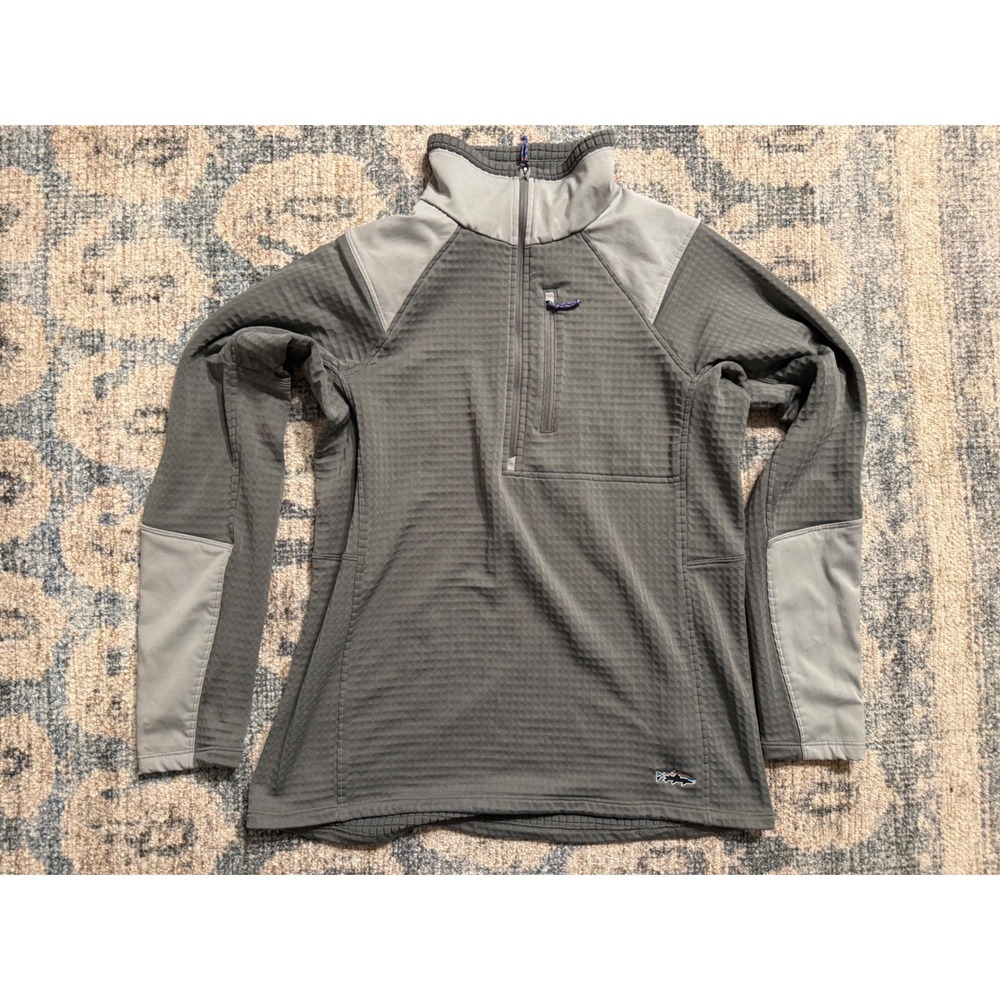 Patagonia R1 Pullover Women's Large Gray Fitz Roy Polartec‎ Excellent Condition